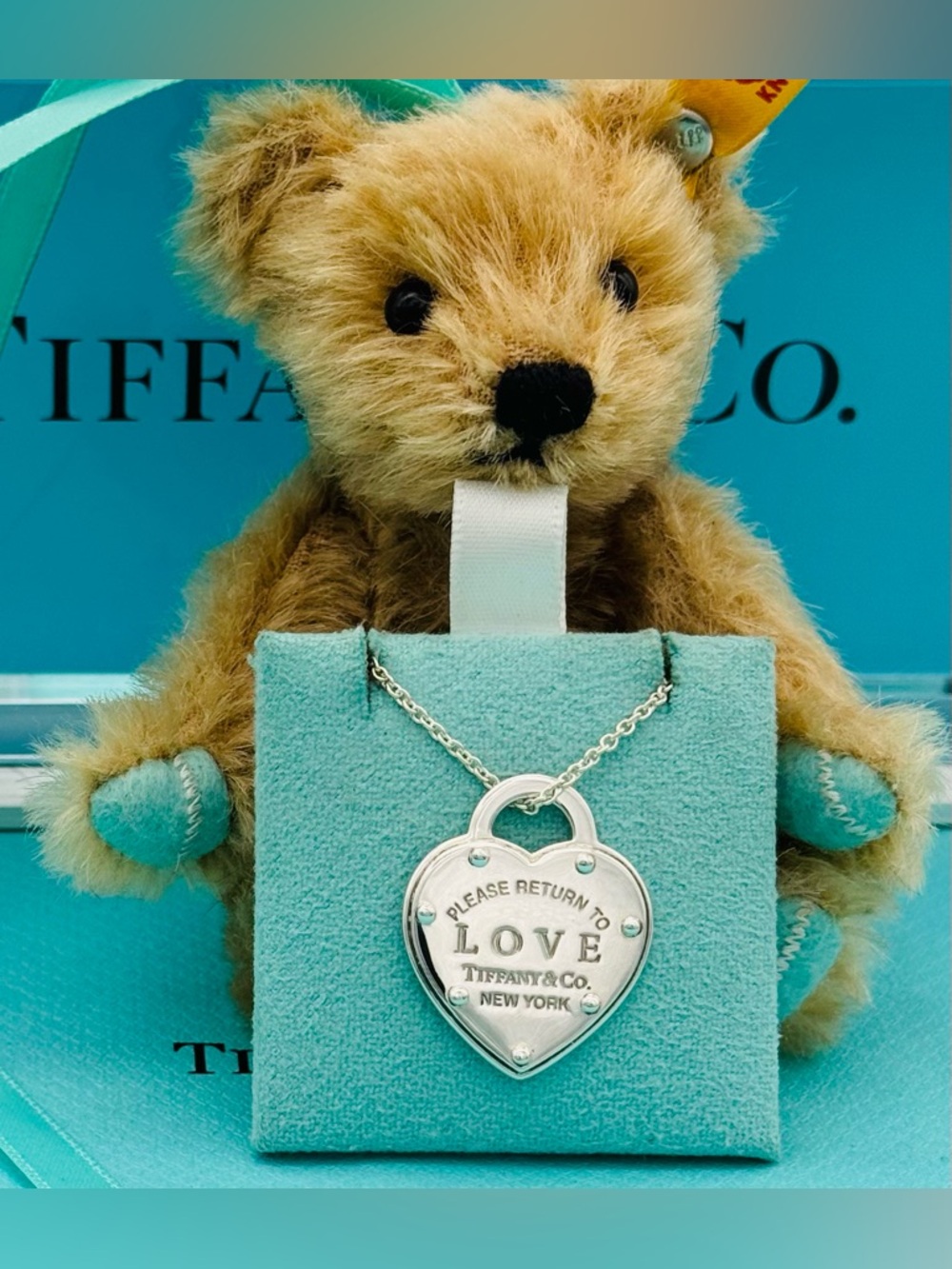 Tiffany & Co. SS Return to Love RTL Medium Heart Necklace 18-20” Necklace - Picture 3 of 8